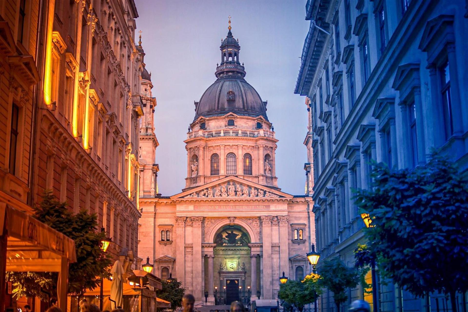 Hercegprimas At Basilica By Corall Budapest Exteriör bild